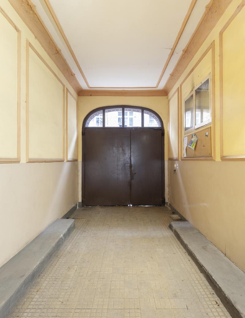 Sień Prądzyńskiego 54 przed remontem